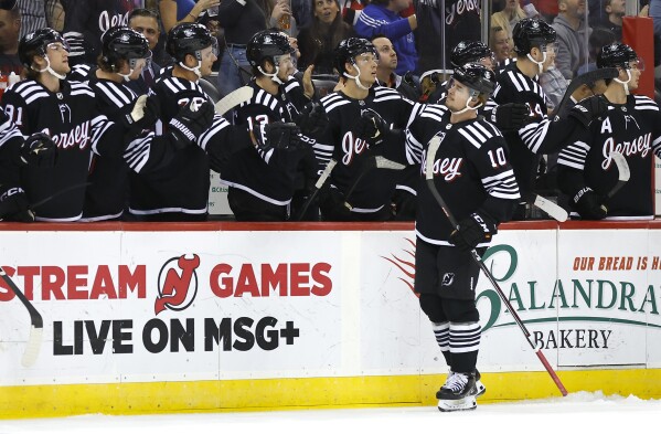 Erik Haula scores twice as New Jersey Devils beat Buffalo Sabres 5